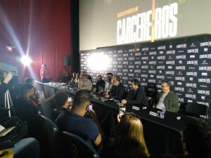 coletiva de imprensa filme carcereiros